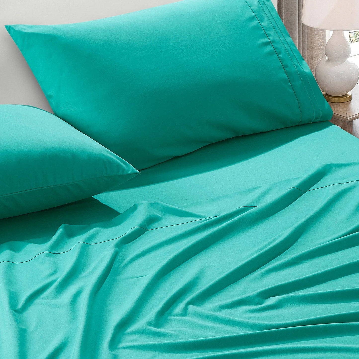 Soft Microfiber Deep Pocket Bed Sheets - 4 Piece Set