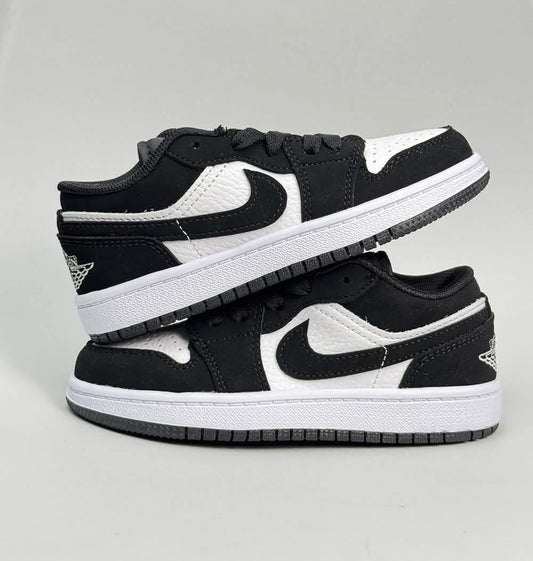 Kids Air Jordan 1 Sneakers