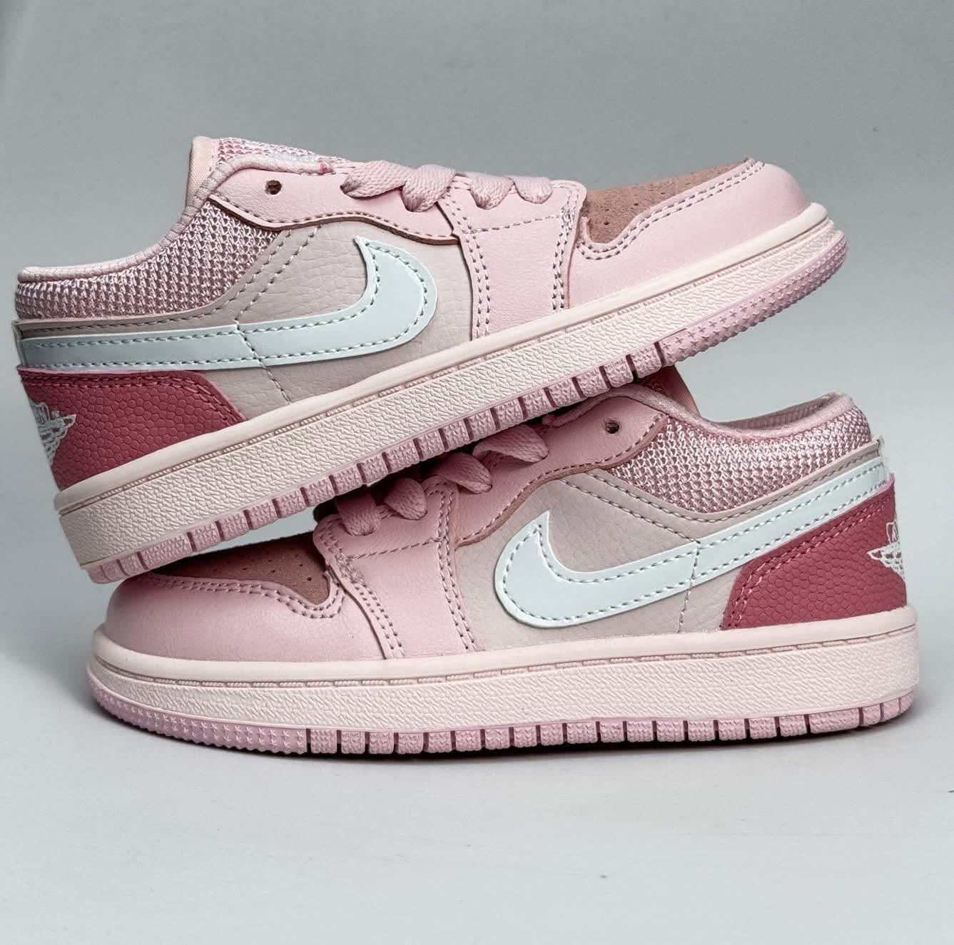 Kids Air Jordan 1 Sneakers