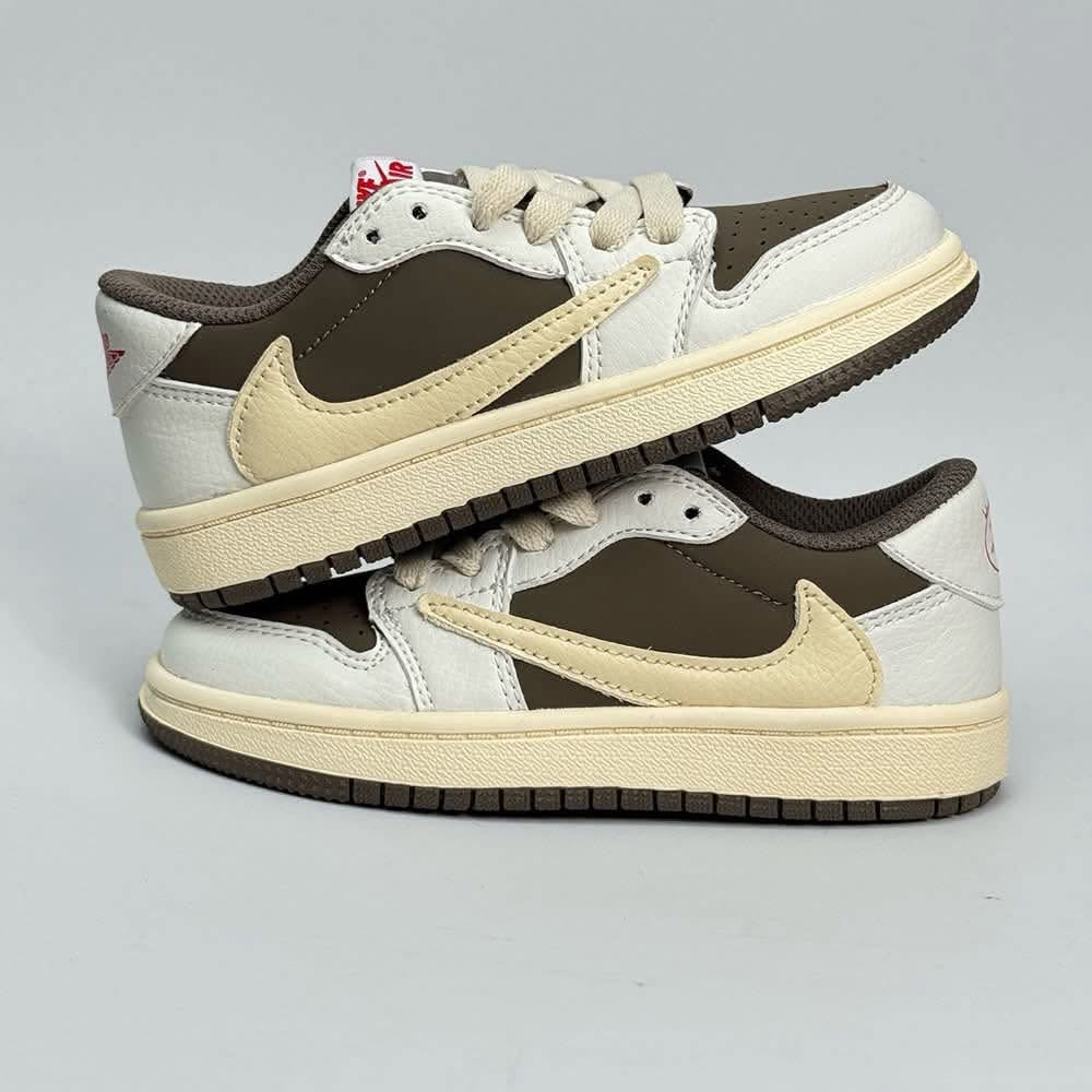 Kids Air Jordan 1 Sneakers