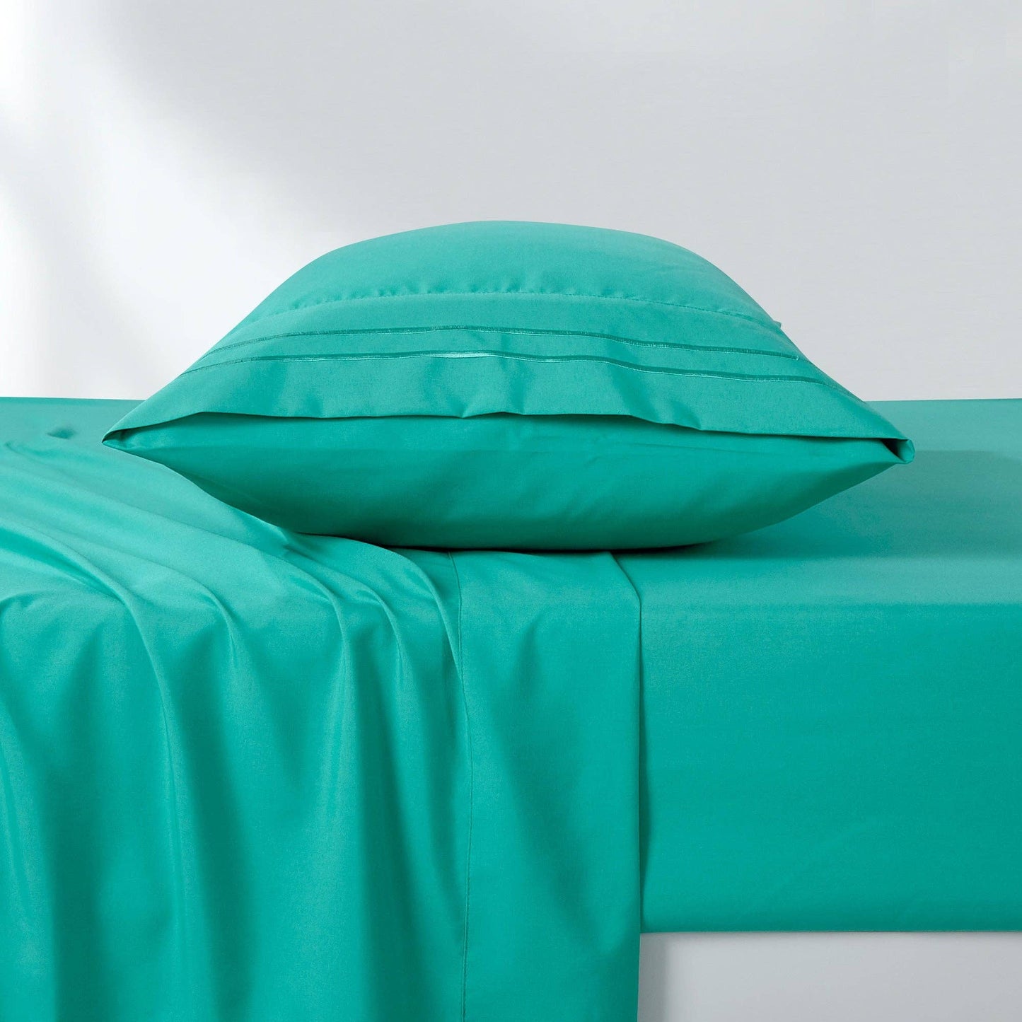 Soft Microfiber Deep Pocket Bed Sheets - 4 Piece Set